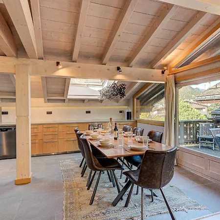 Big Mountain House - Alpes Travel - Les Praz - Sleeps 8 Chamonix