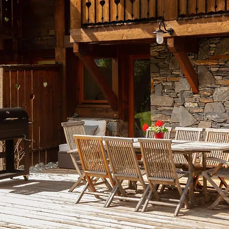Chalet Big Mountain House - Alpes Travel - Les Praz - Sleeps 8 Chamonix