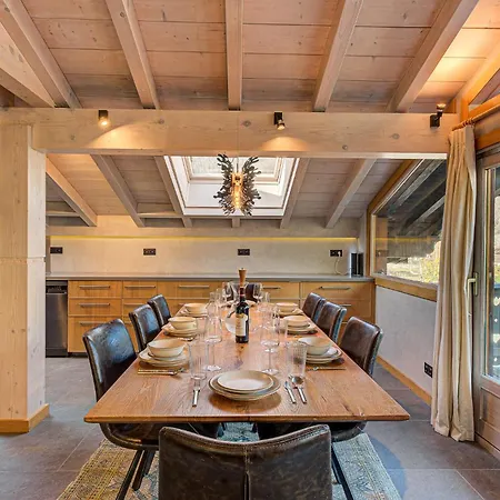 Big Mountain House - Alpes Travel - Les Praz - Sleeps 8 Chamonix