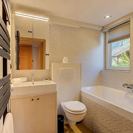 Chalet Big Mountain House - Alpes Travel - Les Praz - Sleeps 8 *